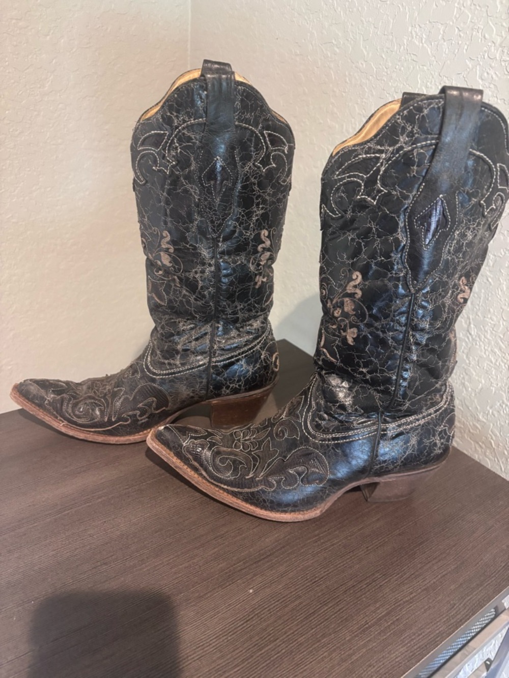 Corral Black Distressed Cowboy Boots - Western Embossed Design